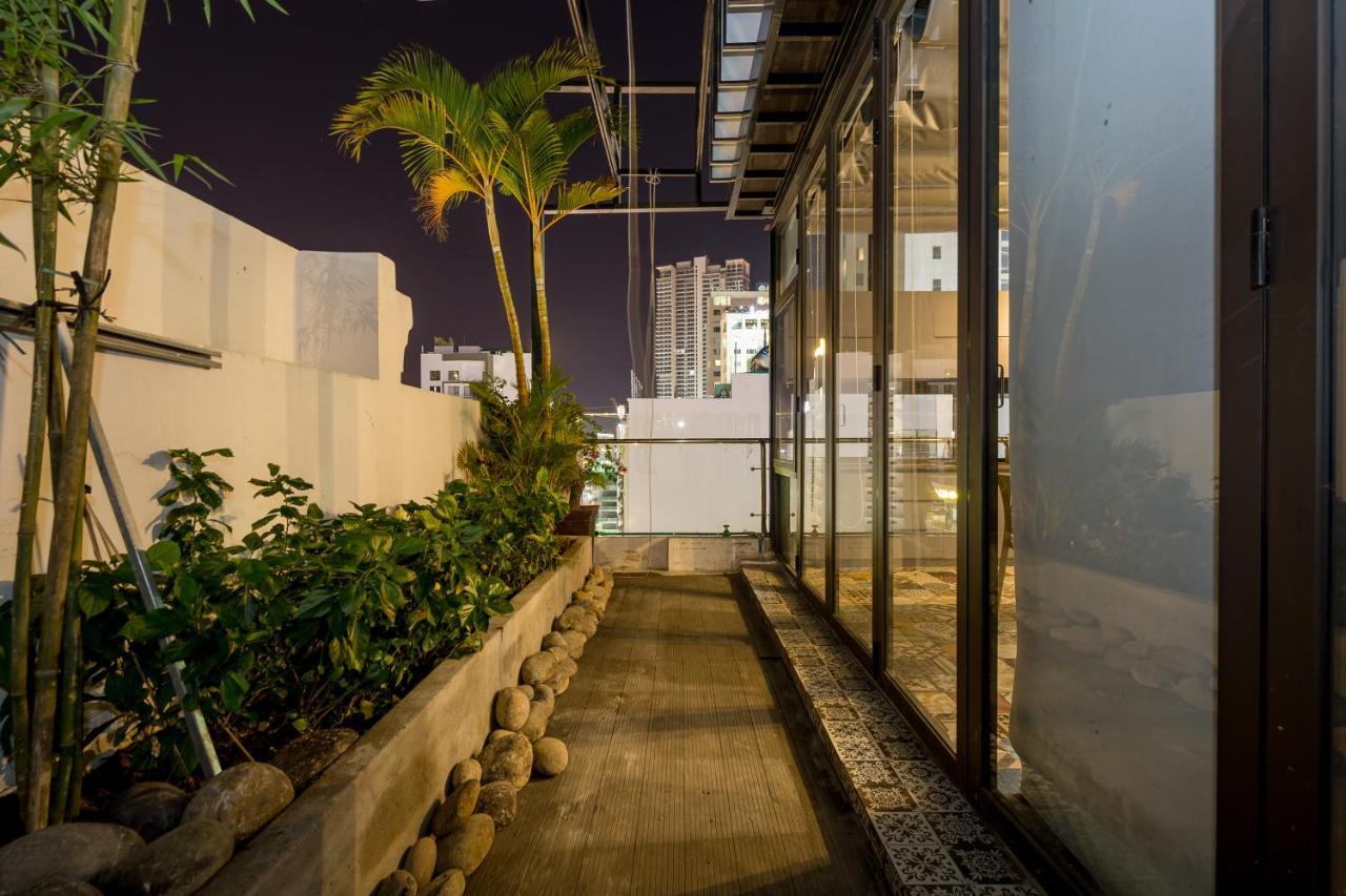 Le House Boutique Hotel - 100M To The Beach Da Nang Bagian luar foto